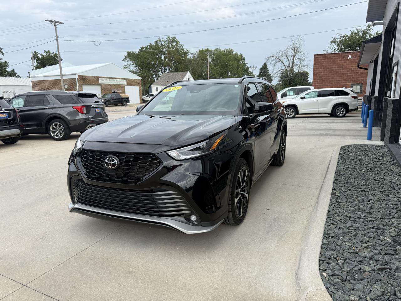 Toyota Highlander XSE AWD (Natl) 2021