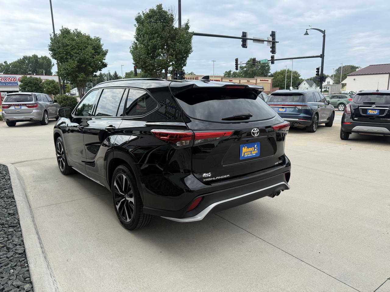 Toyota Highlander XSE AWD (Natl) 2021