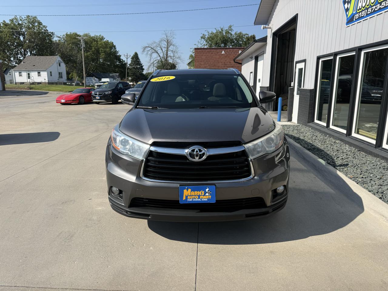 Toyota Highlander AWD 4dr V6 Limited (Natl) 2016