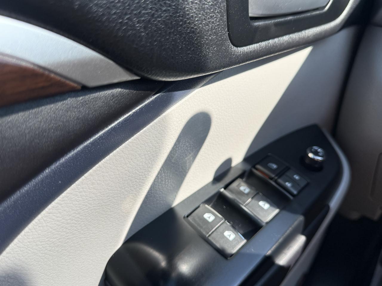 Toyota Highlander AWD 4dr V6 Limited (Natl) 2016