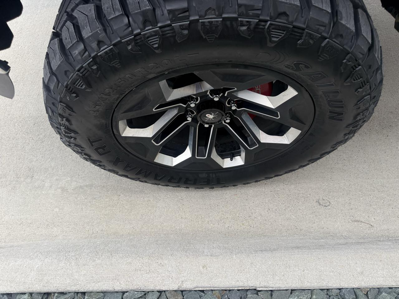 GMC Sierra 1500 4WD Crew Cab 143.5" SLT 2018