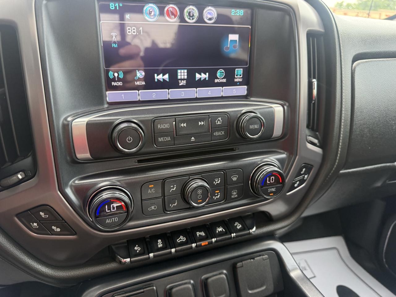 GMC Sierra 1500 4WD Crew Cab 143.5" SLT 2018