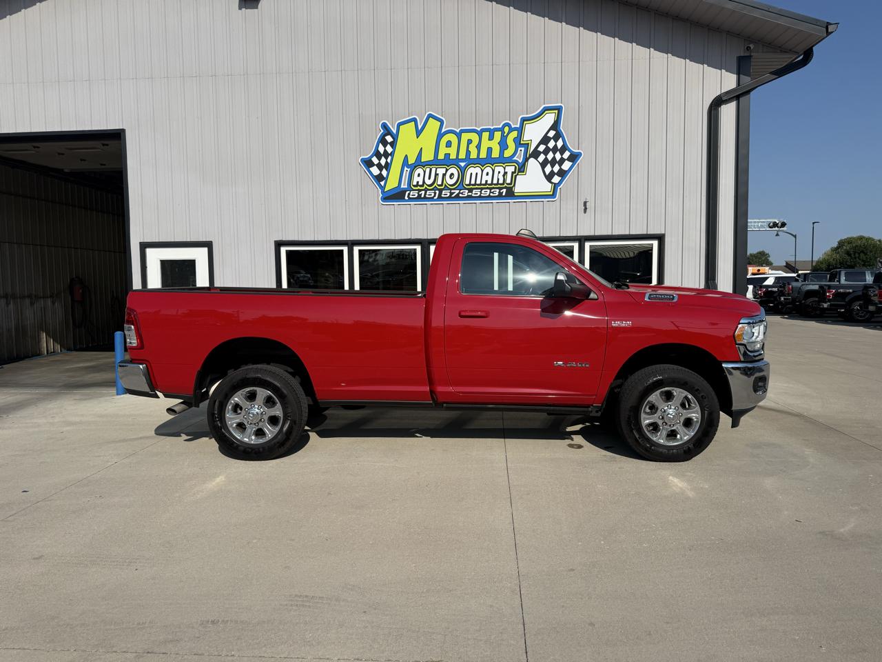 RAM 2500 Big Horn 4x4 Reg Cab 8' Box 2022