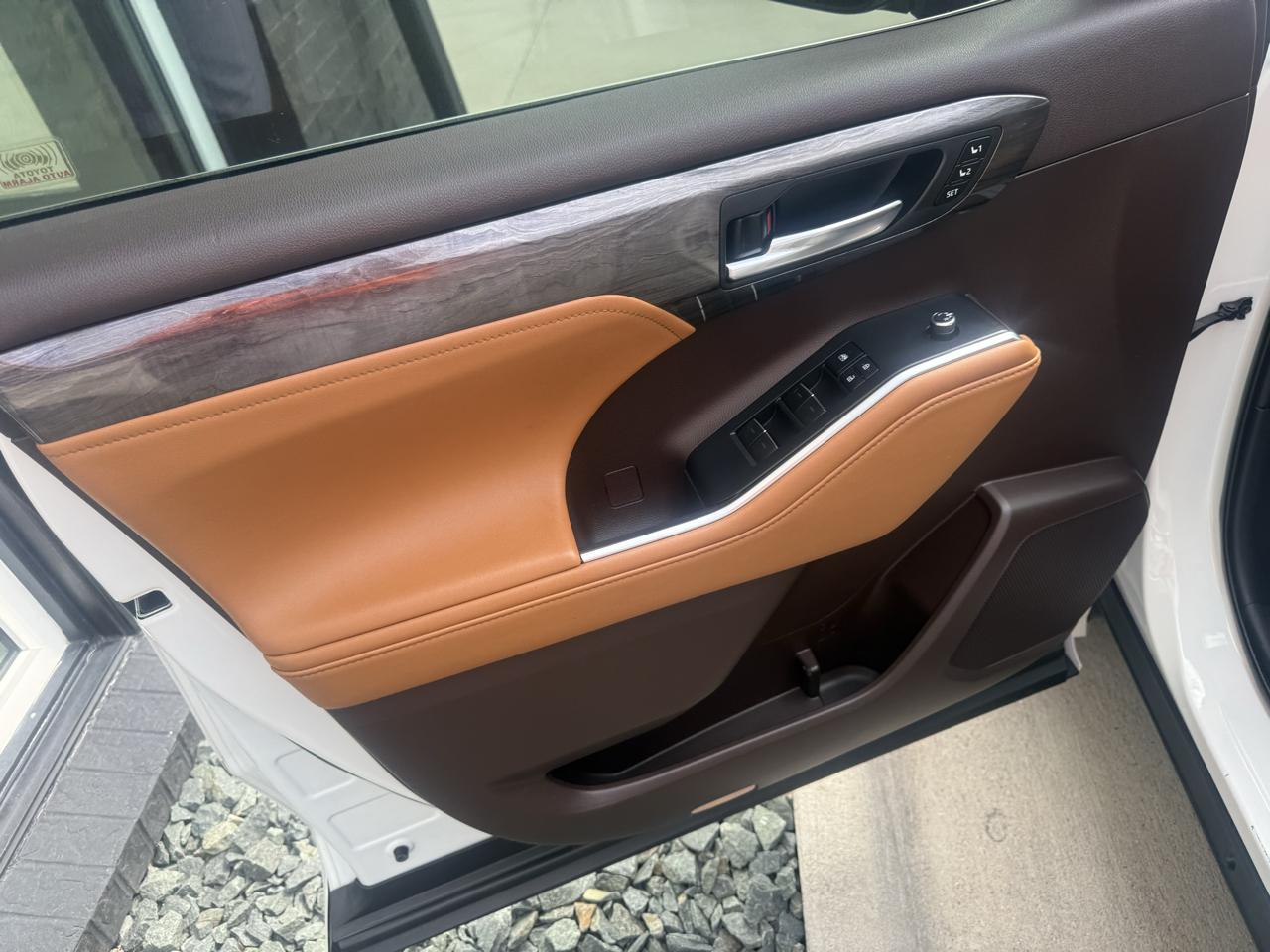 Toyota Highlander Platinum AWD (Natl) 2020