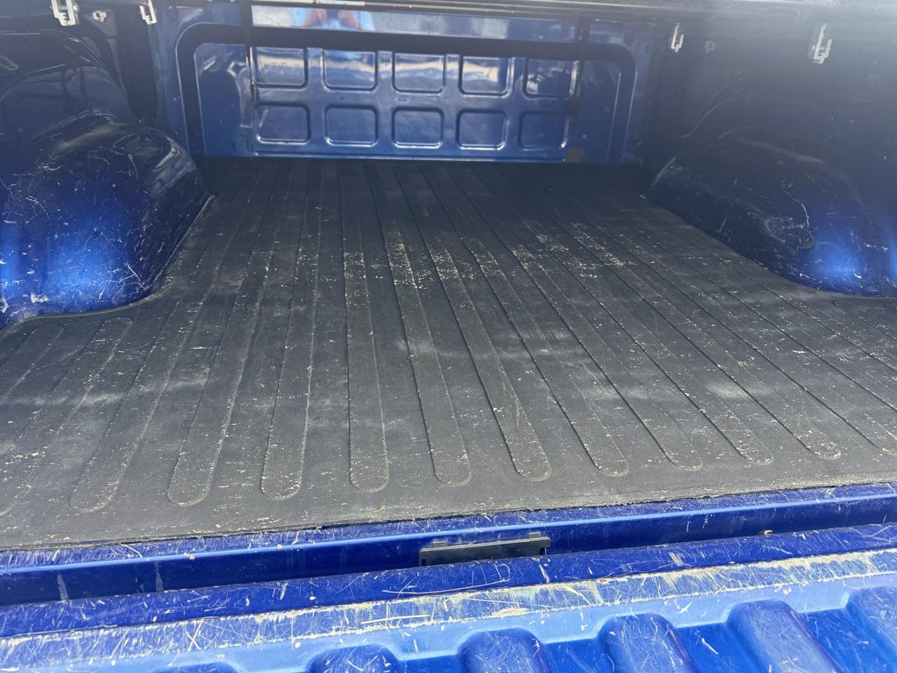 RAM 1500 Express 4x4 Quad Cab 6'4" Box 2017
