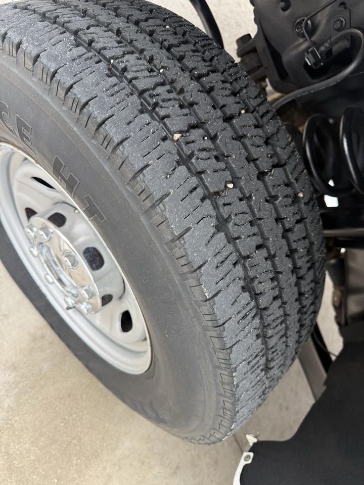Ford Super Duty F-250 SRW 4WD Reg Cab 137" XLT 2015