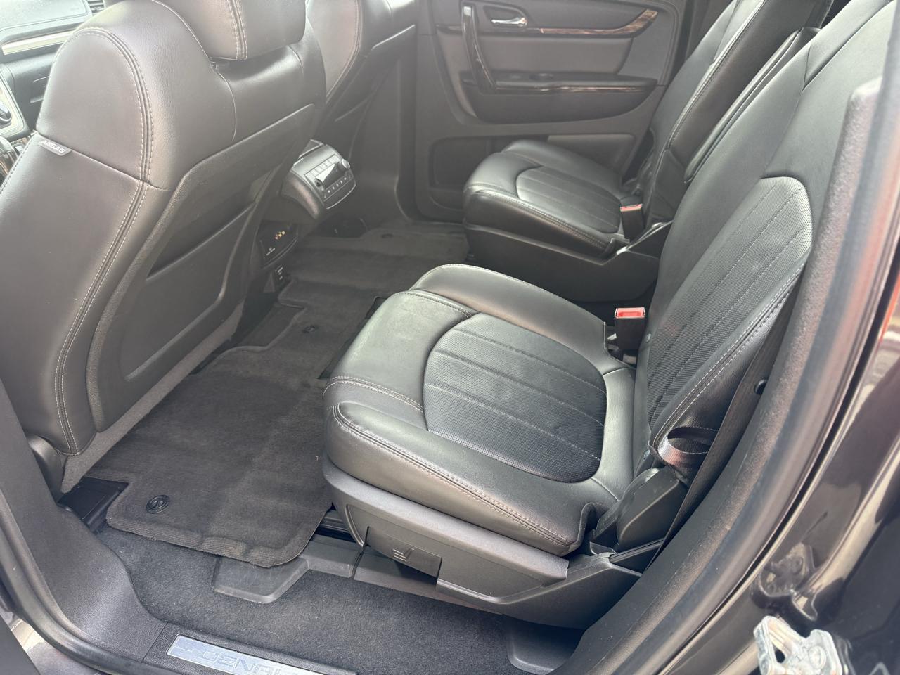 GMC Acadia AWD 4dr Denali 2016