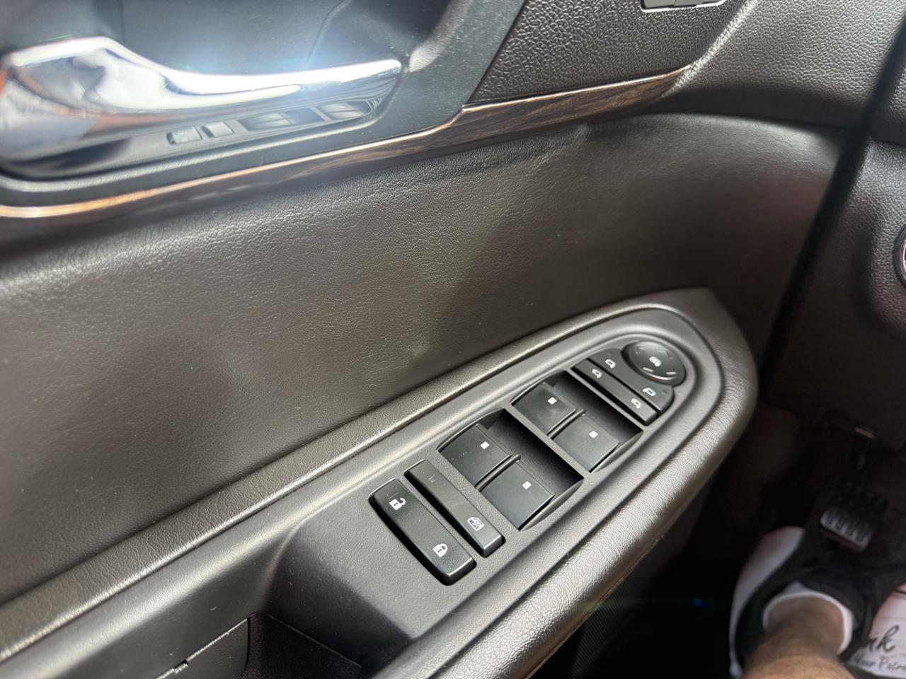 GMC Acadia AWD 4dr Denali 2016