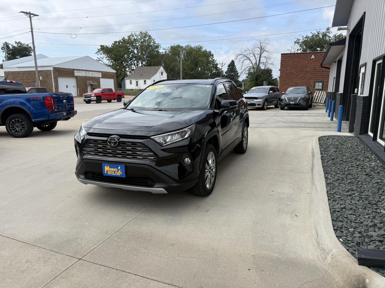 Toyota RAV4 Limited AWD (Natl) 2020