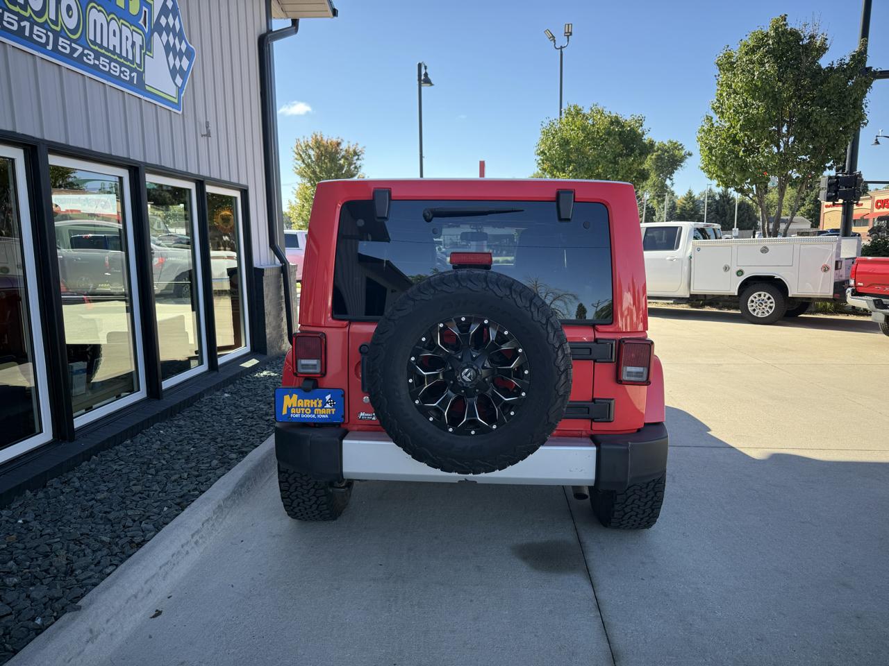 Jeep Wrangler Unlimited 4WD 4dr Sahara 2013
