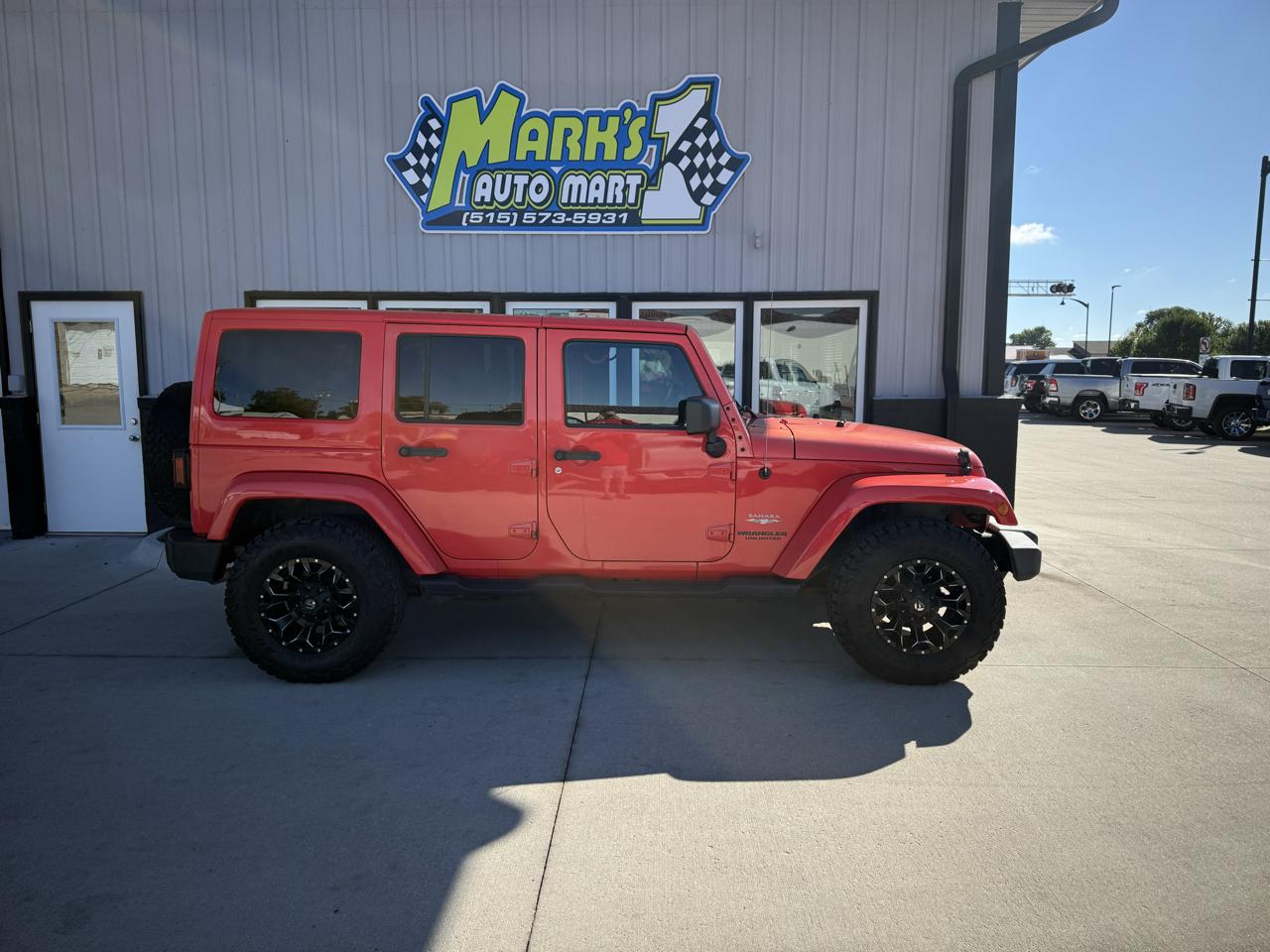Jeep Wrangler Unlimited 4WD 4dr Sahara 2013