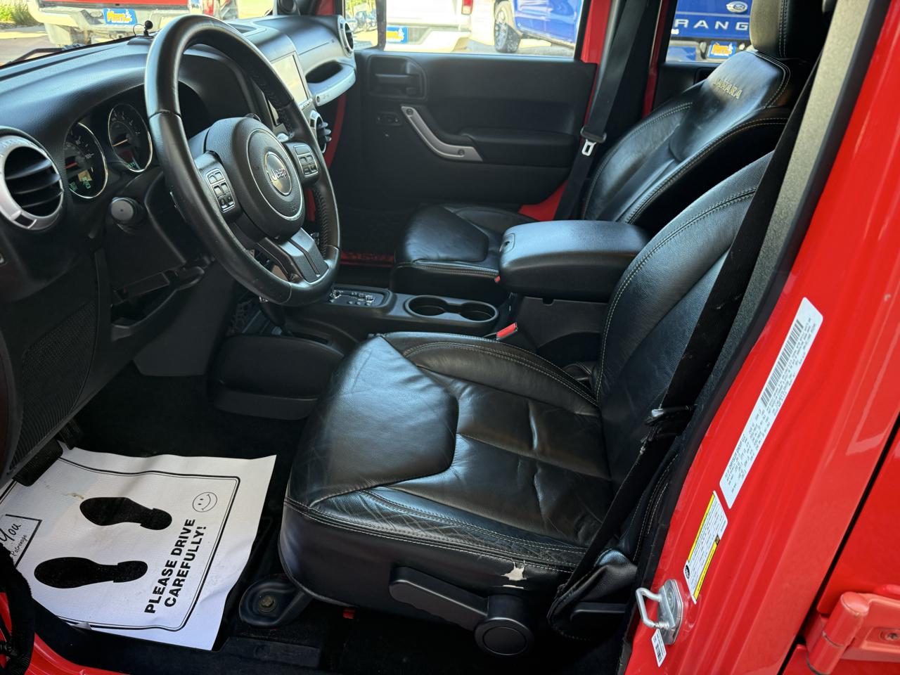 Jeep Wrangler Unlimited 4WD 4dr Sahara 2013