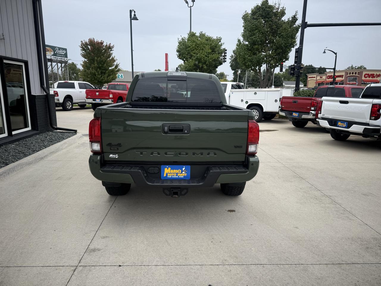 Toyota Tacoma 4WD SR Double Cab 5' Bed V6 AT (Natl) 2022