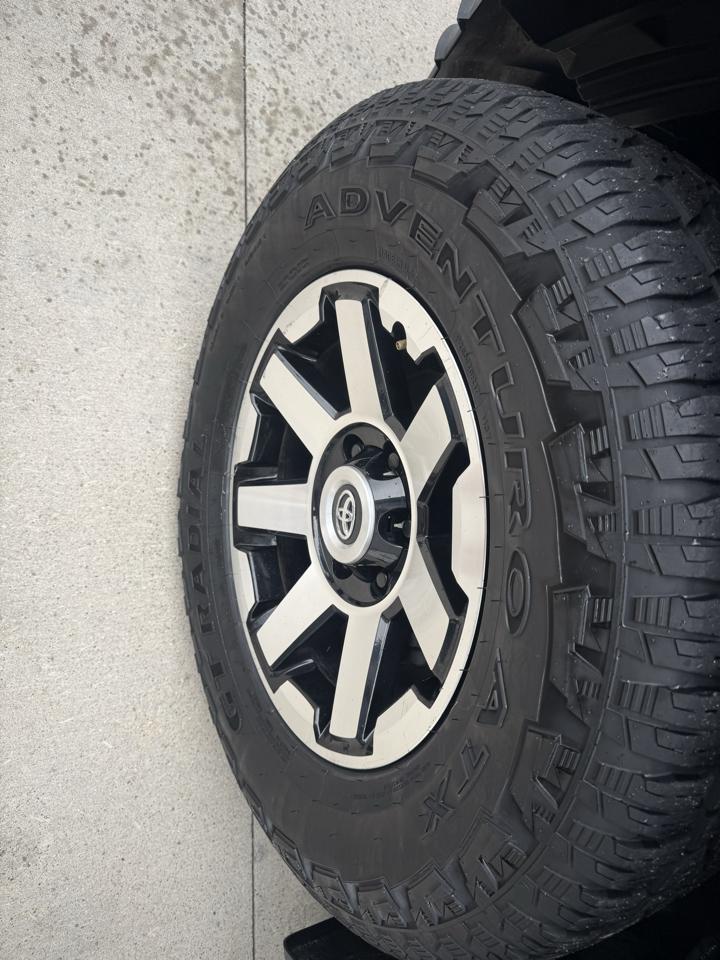 Toyota Tacoma 4WD SR Double Cab 5' Bed V6 AT (Natl) 2022