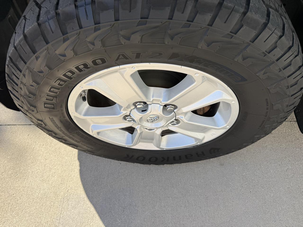 Toyota Tundra 4WD TRD Pro Double Cab 6.5' Bed 5.7L (Natl) 2017