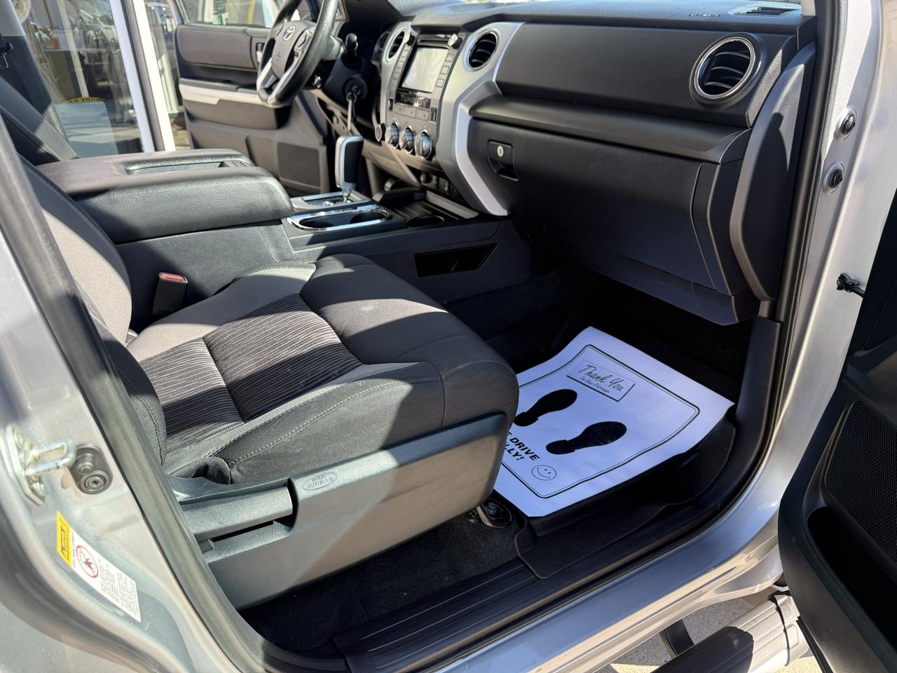 Toyota Tundra 4WD TRD Pro Double Cab 6.5' Bed 5.7L (Natl) 2017