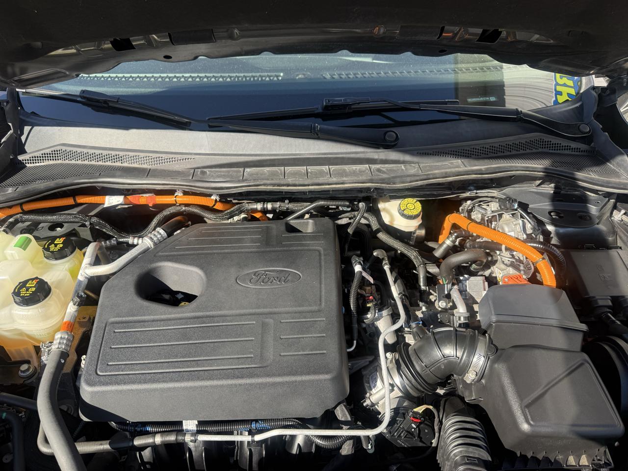 Ford Escape Titanium Hybrid AWD 2020