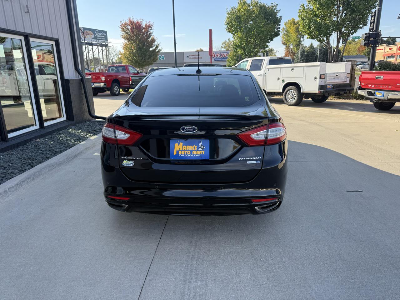 Ford Fusion 4dr Sdn Titanium AWD 2016