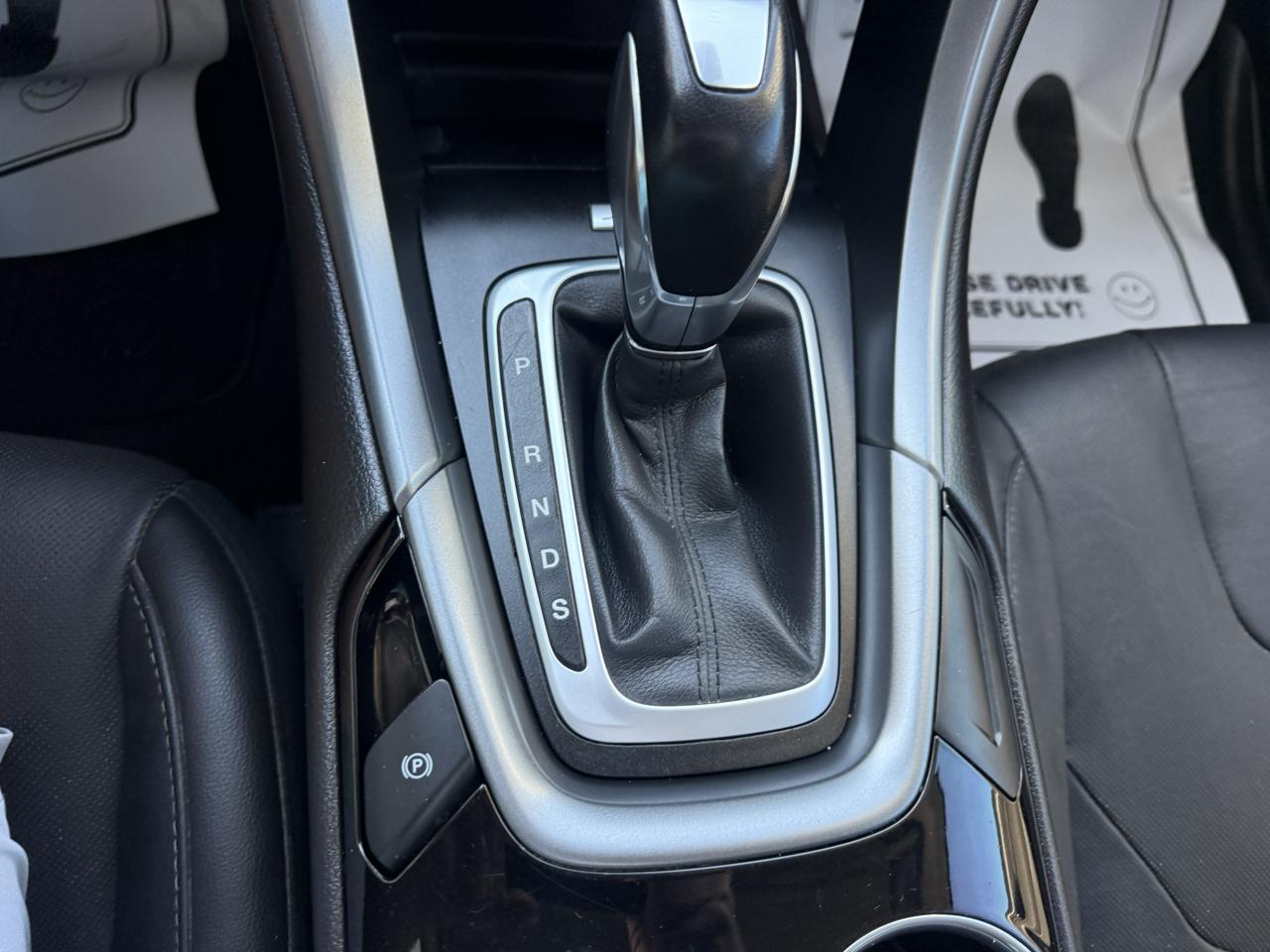 Ford Fusion 4dr Sdn Titanium AWD 2016