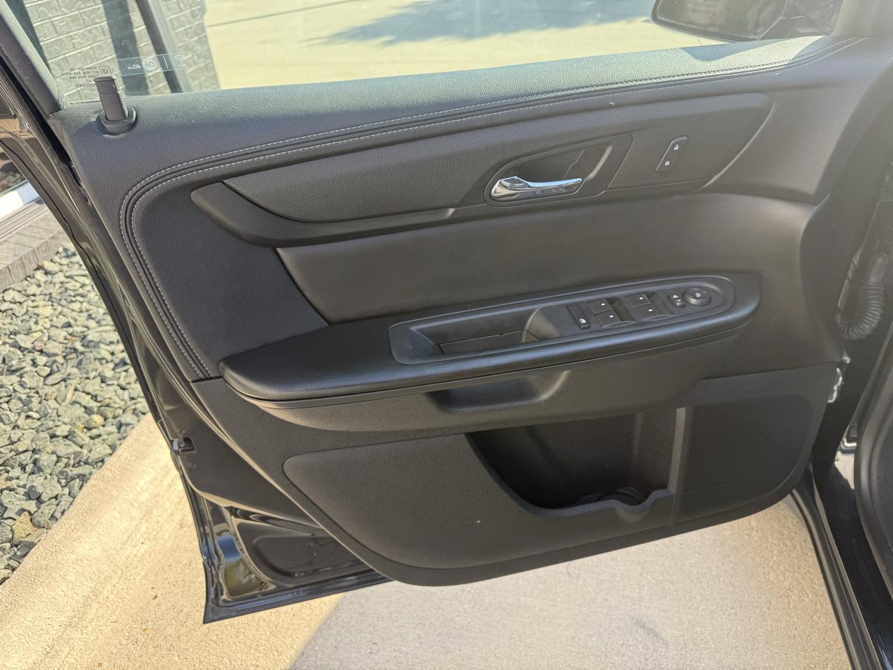 Chevrolet Traverse AWD 4dr LT w/1LT 2017