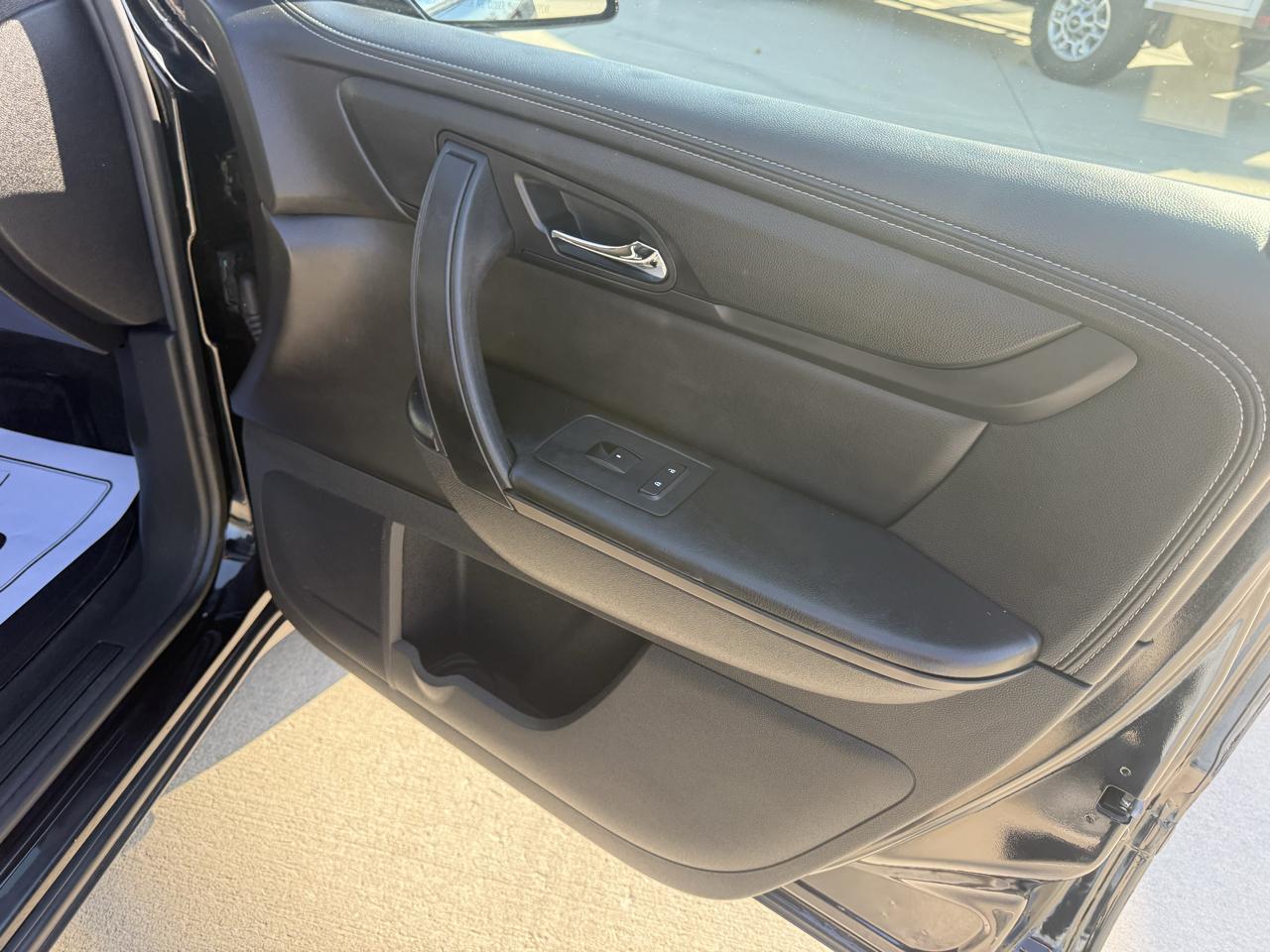 Chevrolet Traverse AWD 4dr LT w/1LT 2017