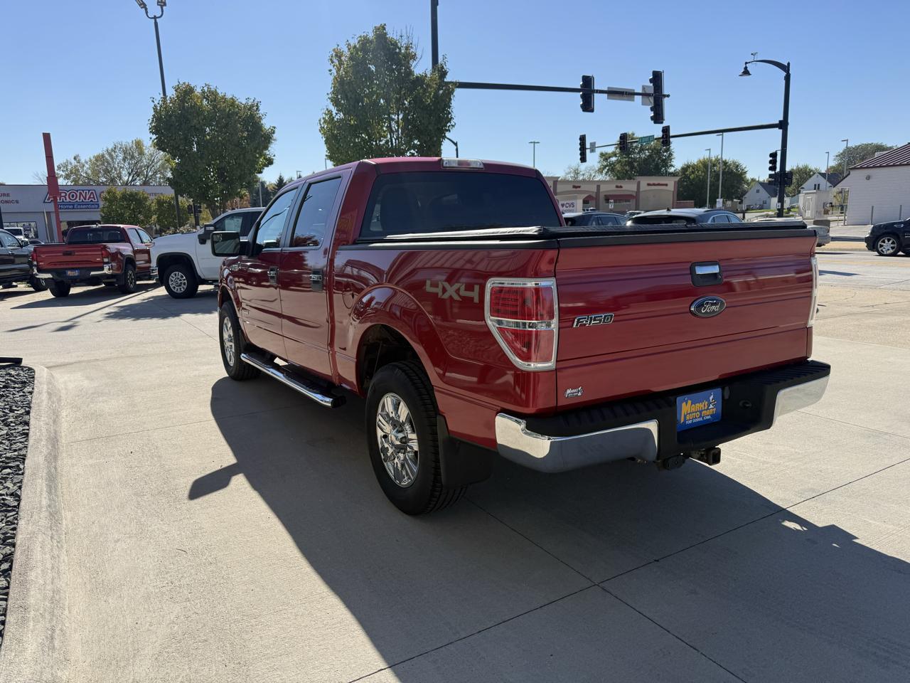 Ford F-150 4WD SuperCrew 145" XLT 2011