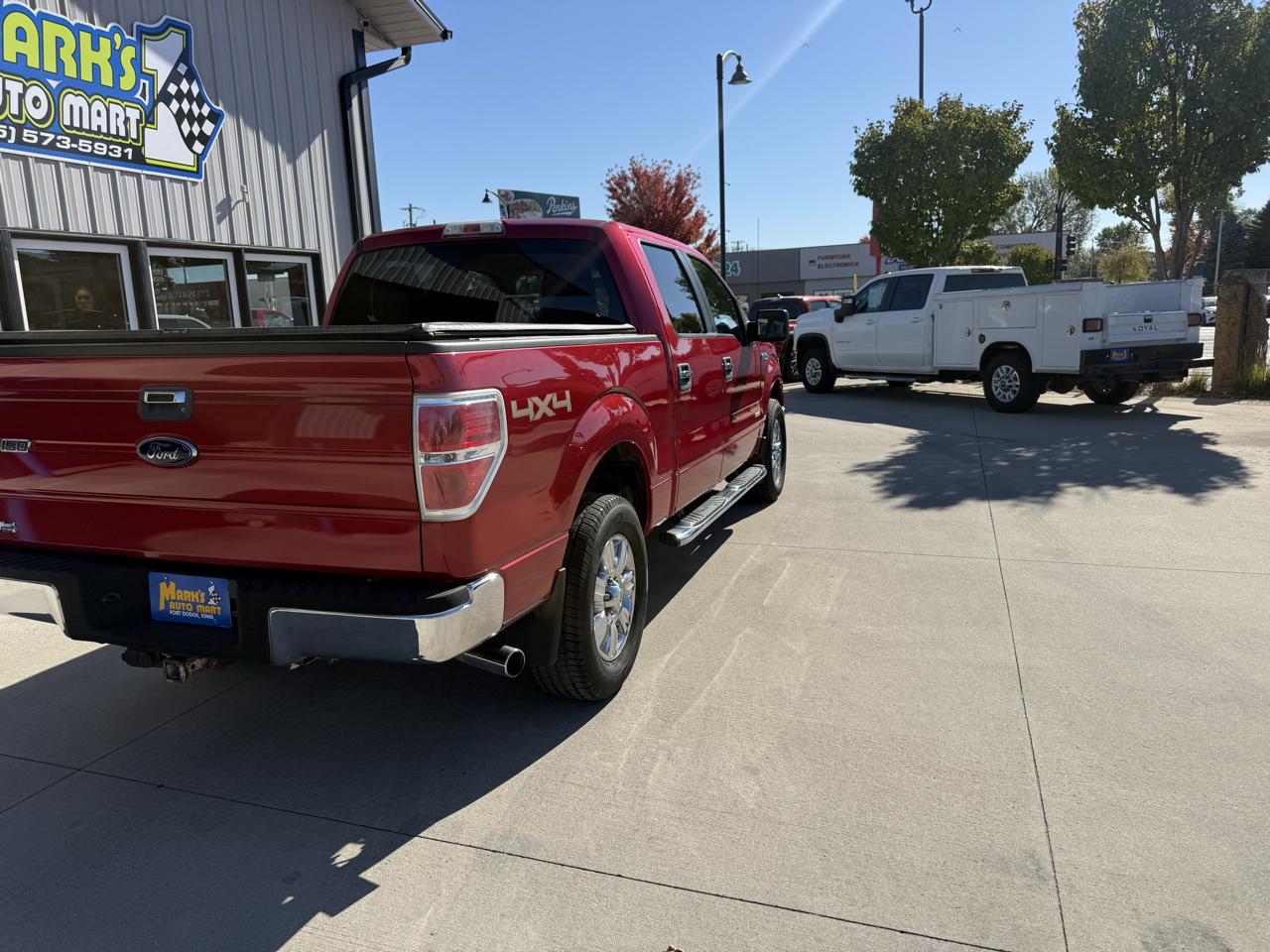 Ford F-150 4WD SuperCrew 145" XLT 2011