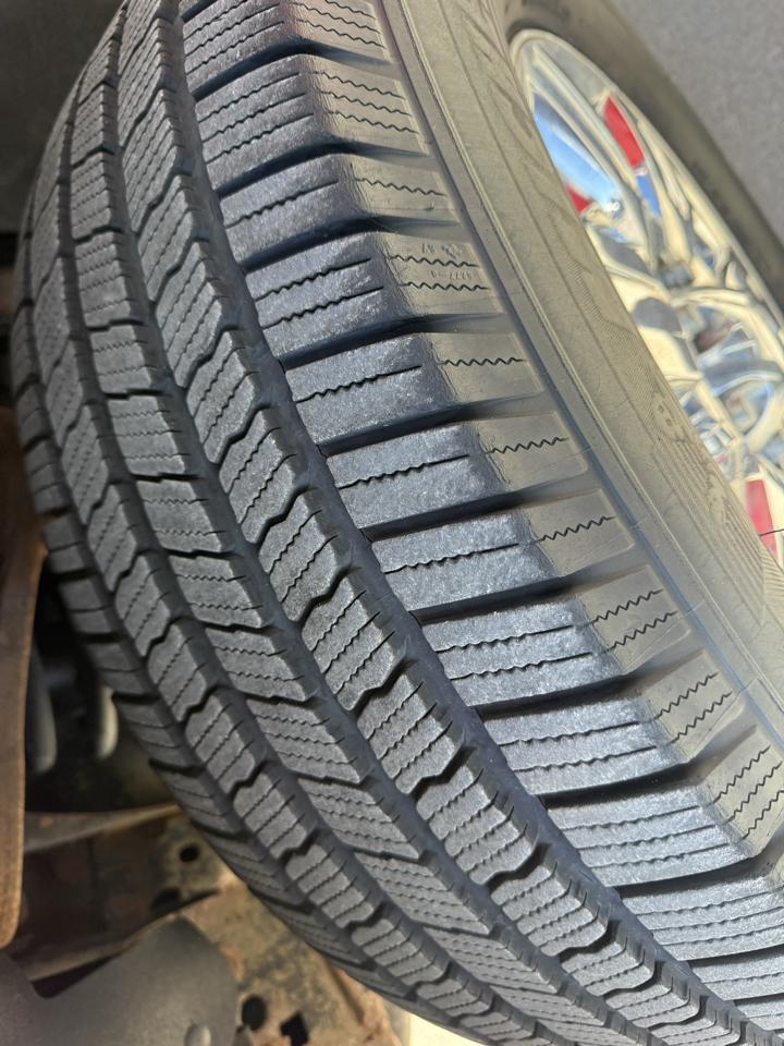 Ford F-150 4WD SuperCrew 145" XLT 2011