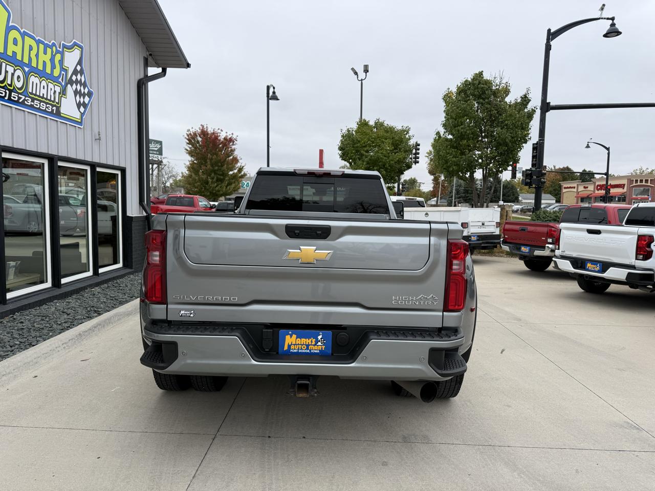 Chevrolet Silverado 3500HD 4WD Crew Cab 172" High Country 2025