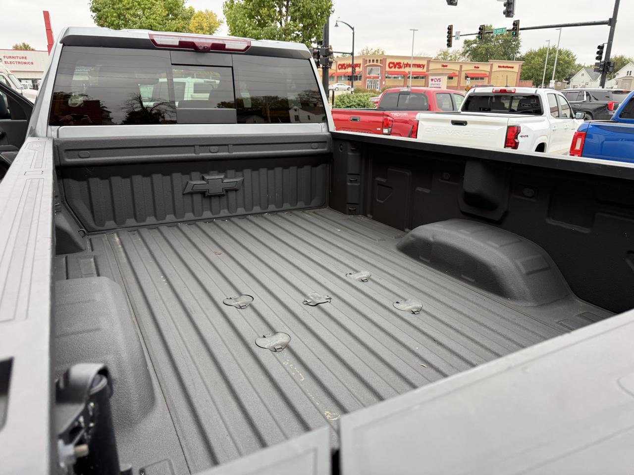 Chevrolet Silverado 3500HD 4WD Crew Cab 172" High Country 2025