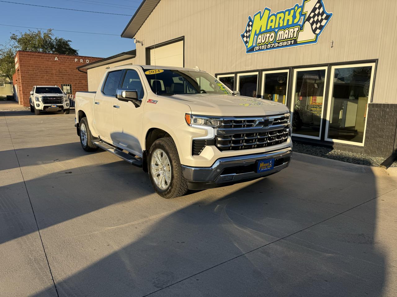 2024 Chevrolet Silverado 1500 4WD Crew Cab 147" LTZ