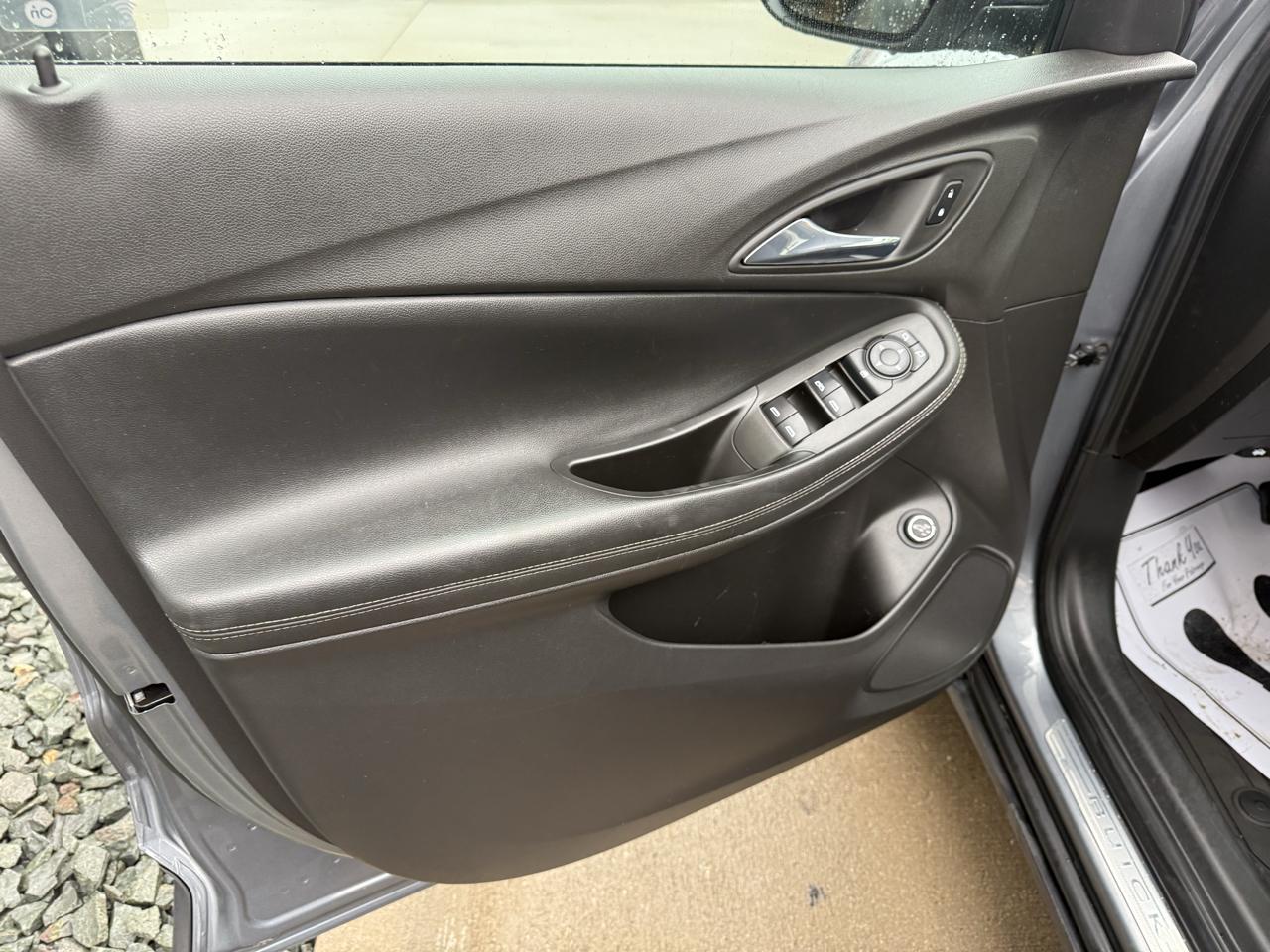 Buick Encore GX AWD 4dr Select 2022