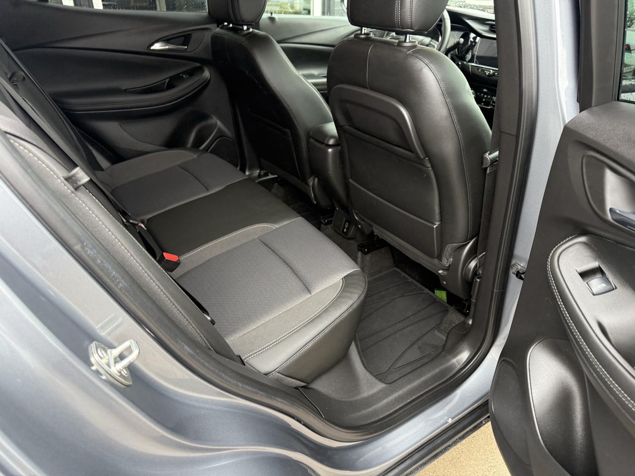 Buick Encore GX AWD 4dr Select 2022