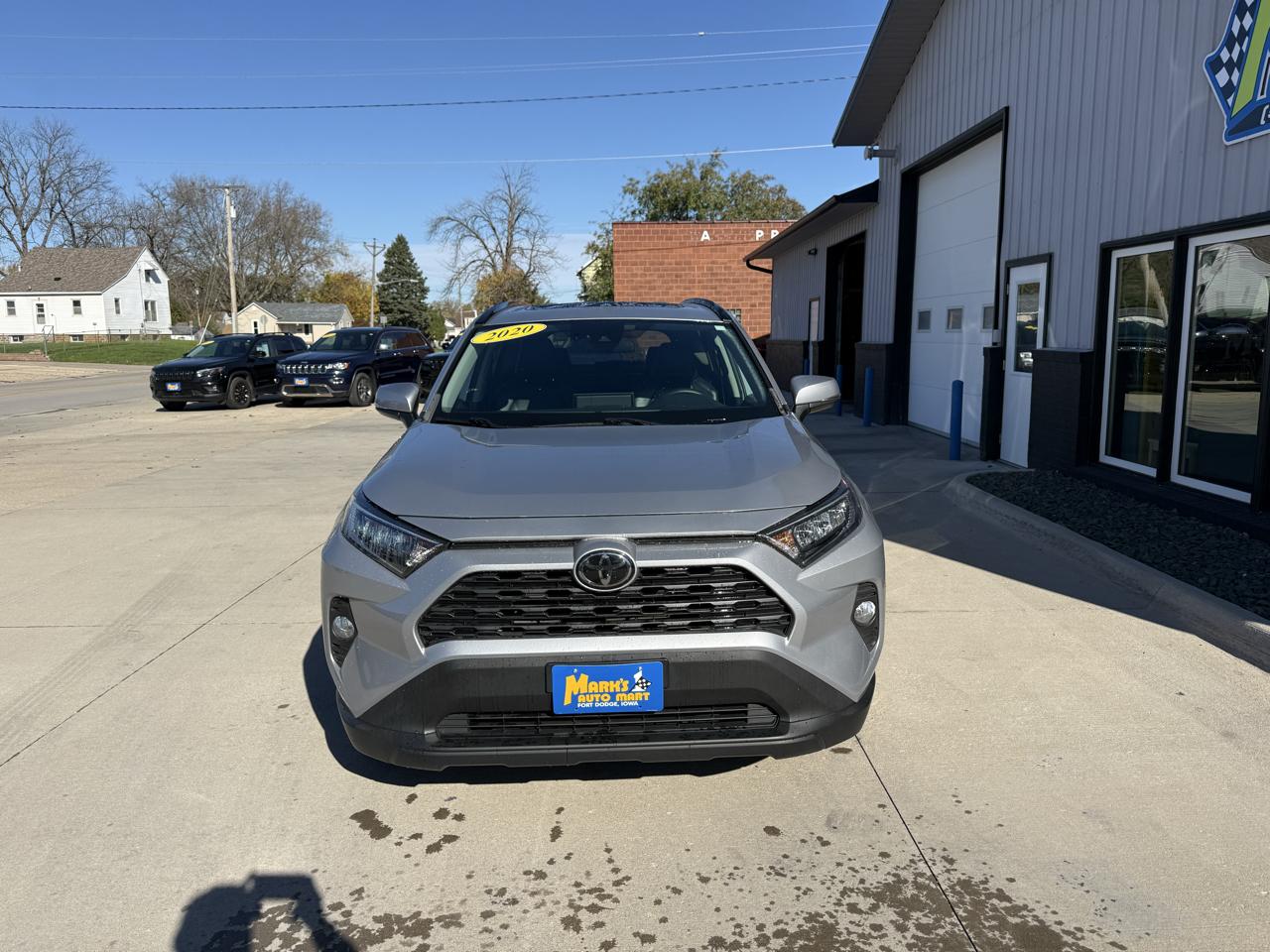 Toyota RAV4 XLE Premium AWD (Natl) 2020