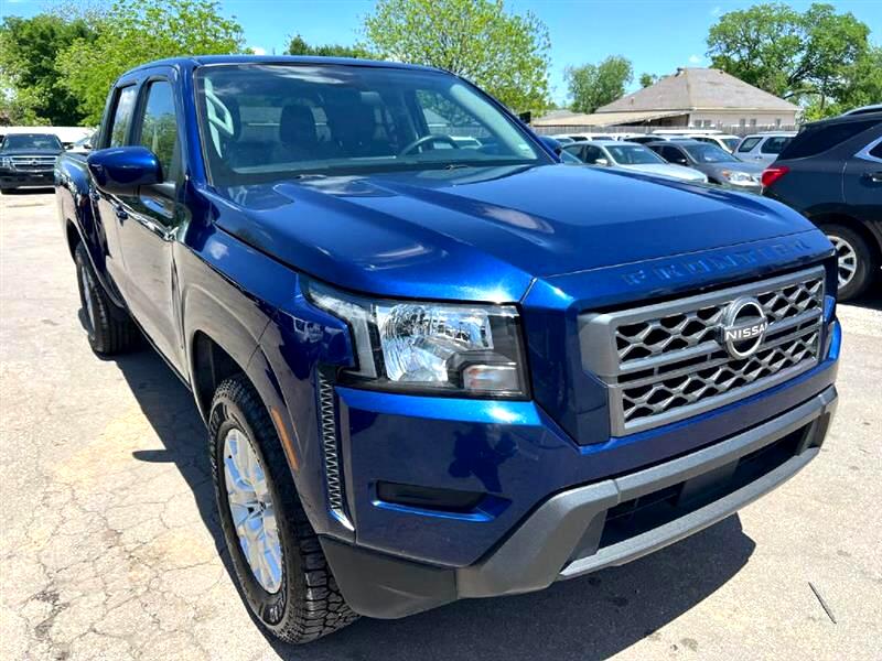 2022 Nissan Frontier SV's photo