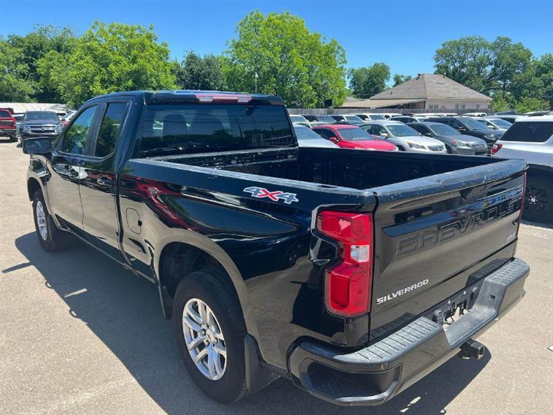 2019 Chevrolet Silverado 1500 RST - Photo 9