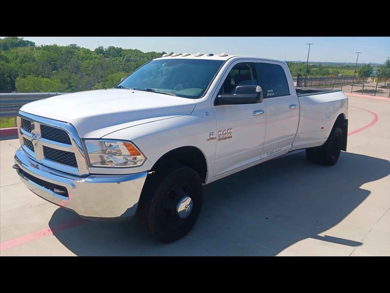 2018 RAM 3500 SLT 4X4 Crew Cab LWB's photo