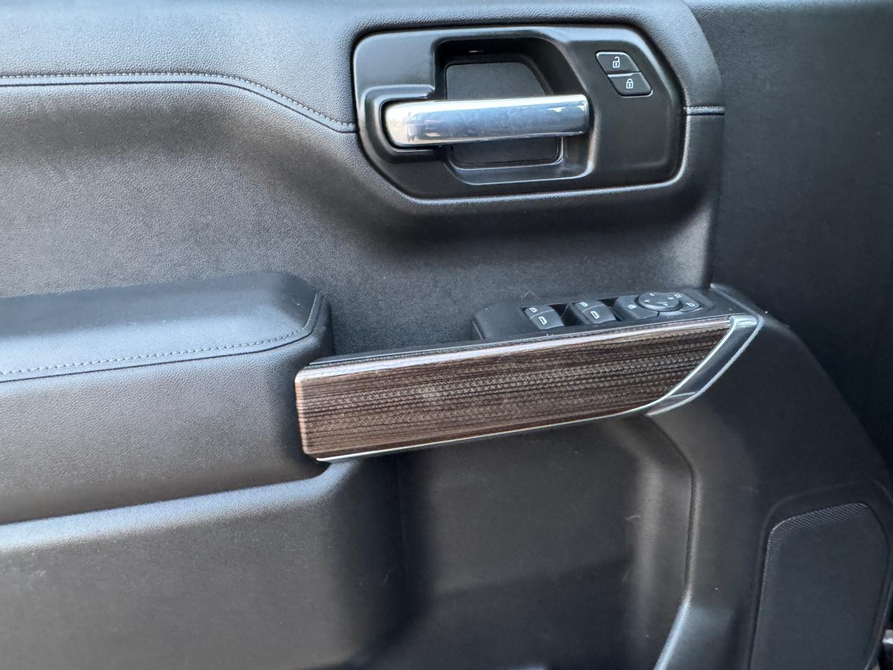 Chevrolet Silverado 1500 RST Dbl Cab 4WD 2021