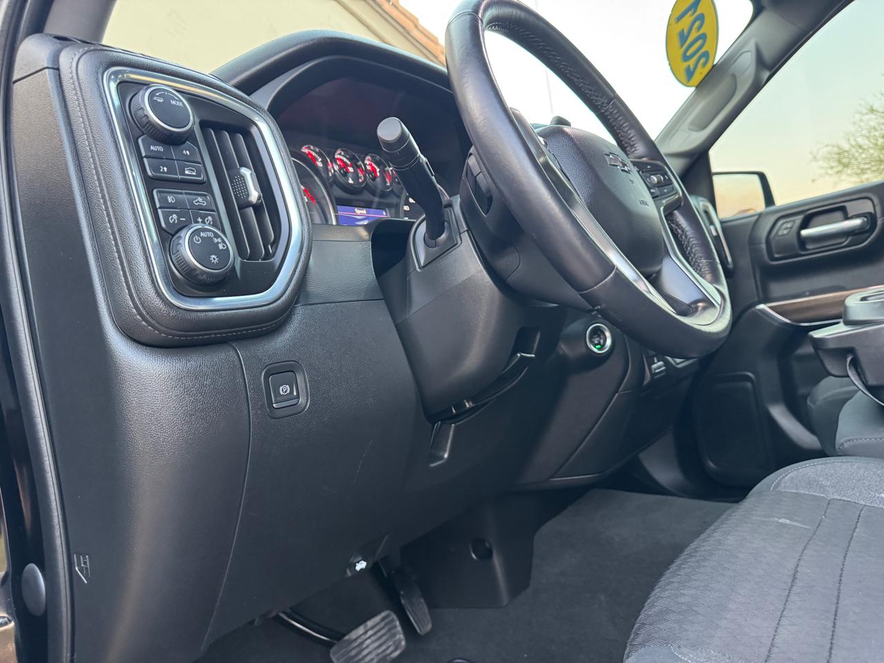 Chevrolet Silverado 1500 RST Dbl Cab 4WD 2021