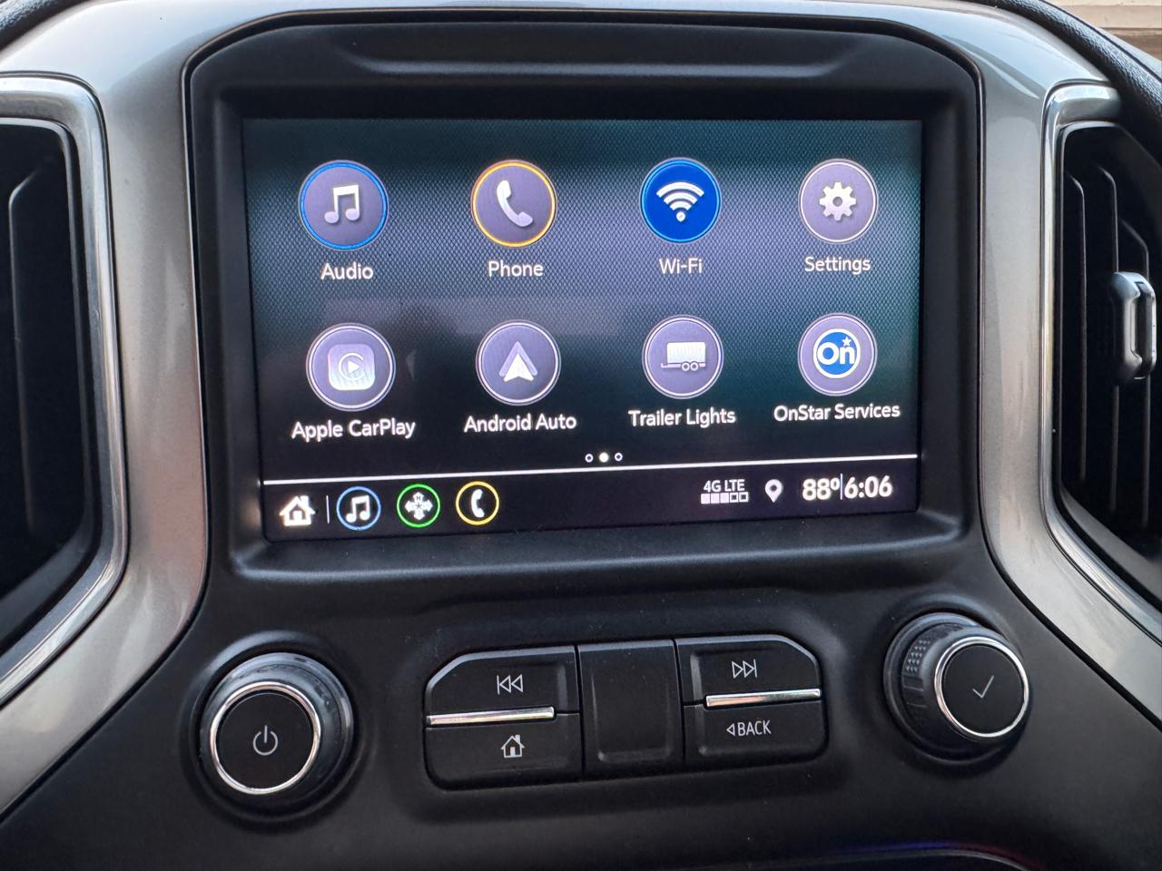 Chevrolet Silverado 1500 RST Dbl Cab 4WD 2021