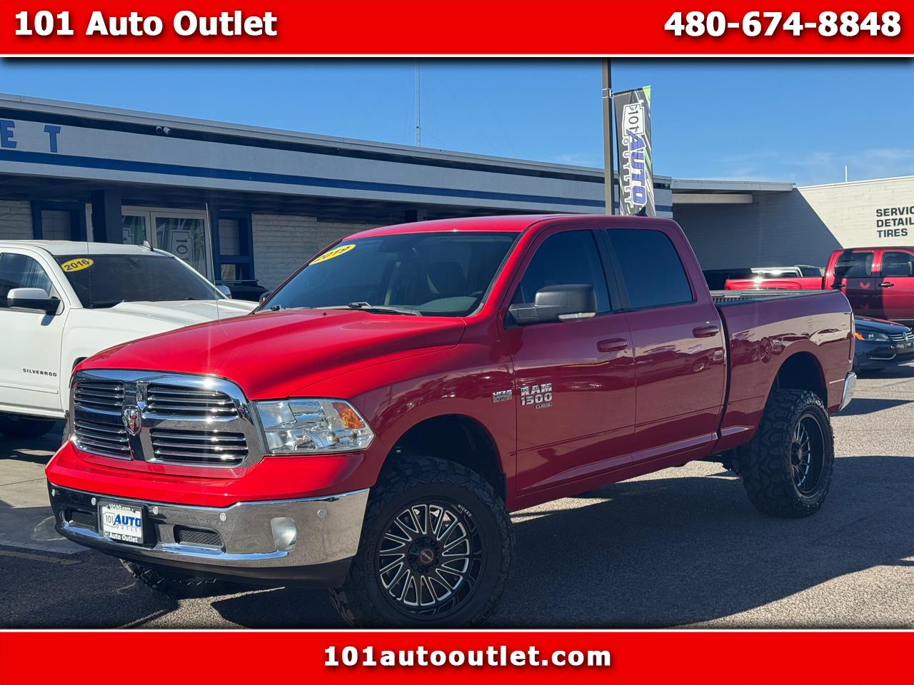 2019 RAM 1500 4WD Crew Cab 149" Big Horn