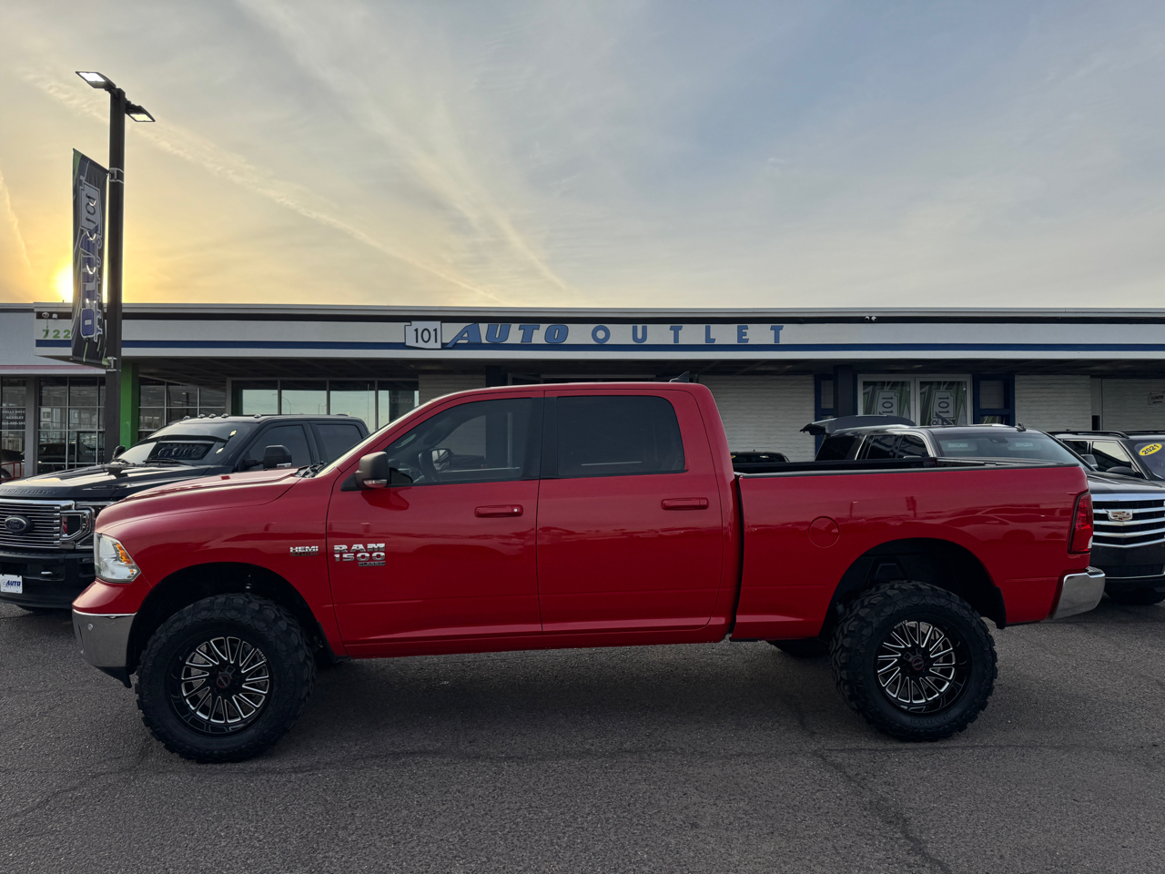 RAM 1500 4WD Crew Cab 149" Big Horn 2019