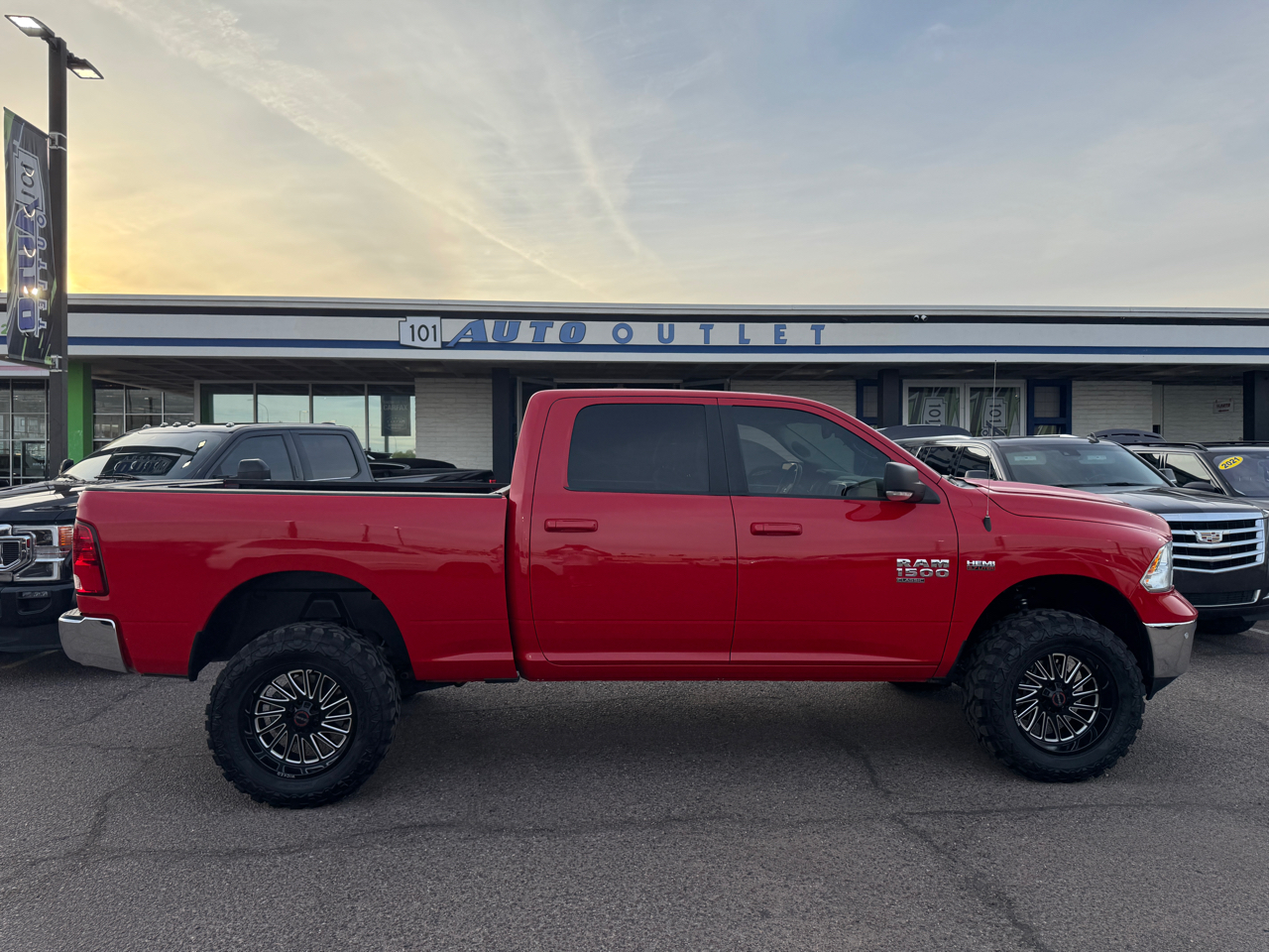 RAM 1500 4WD Crew Cab 149" Big Horn 2019