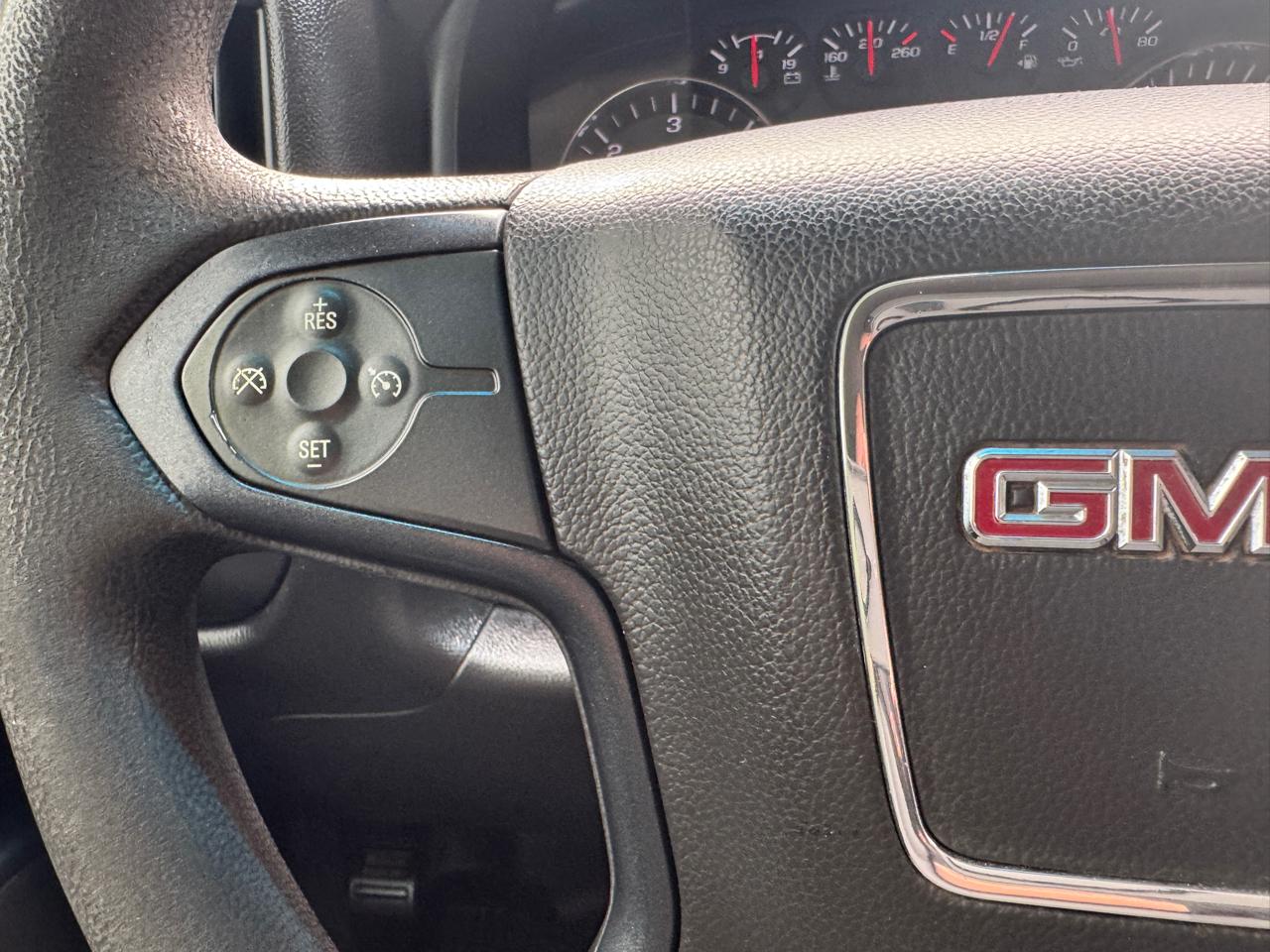 GMC Sierra 2500HD Base 2017