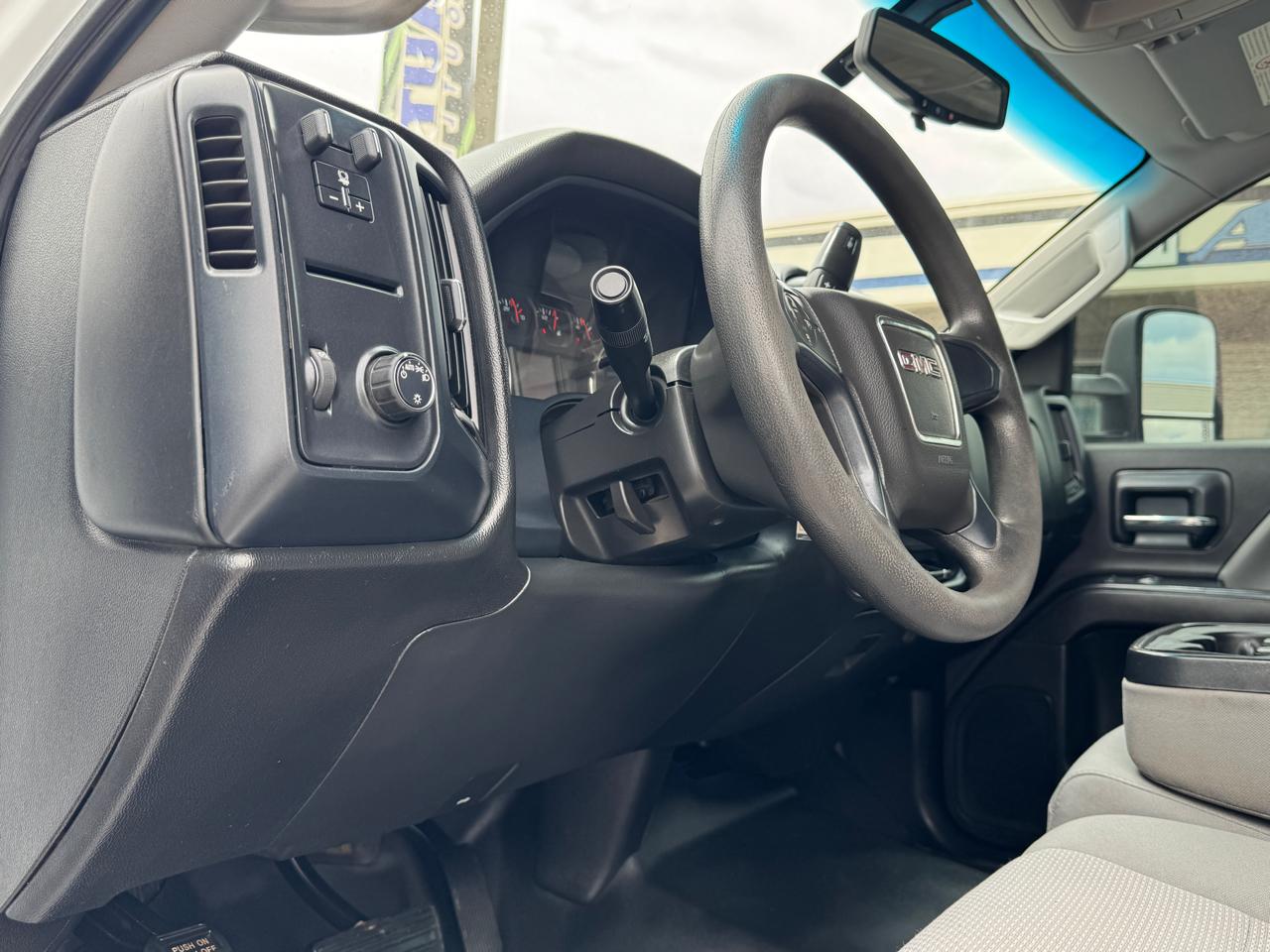 GMC Sierra 2500HD Base 2017