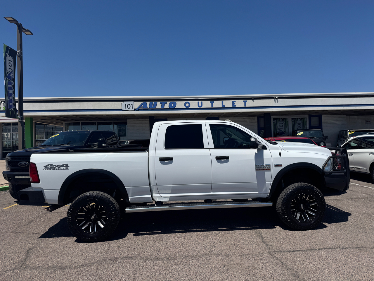 RAM 2500 4WD Crew Cab 149" Tradesman 2017