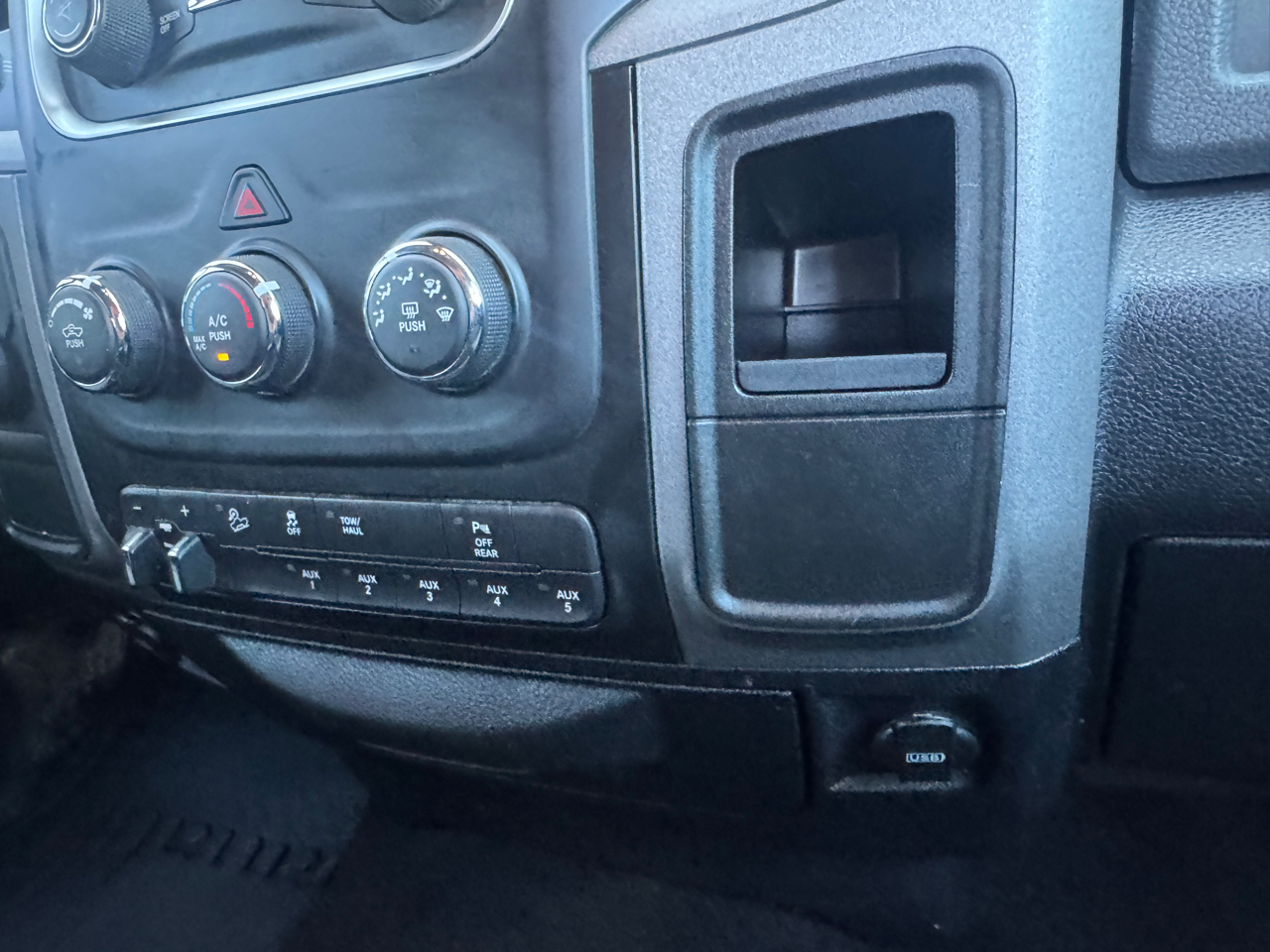 RAM 2500 4WD Crew Cab 149" Tradesman 2017