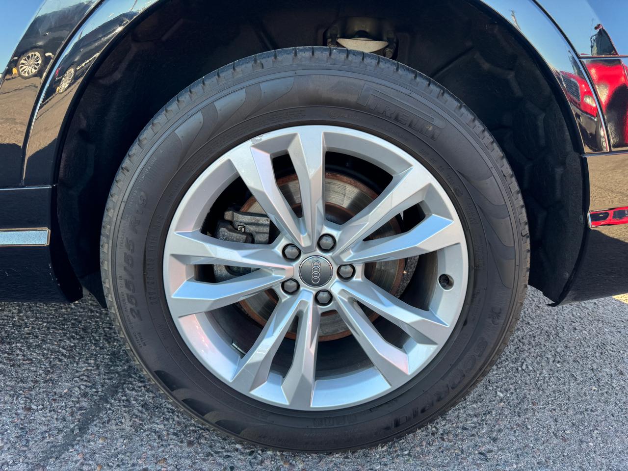 Audi Q7  2019
