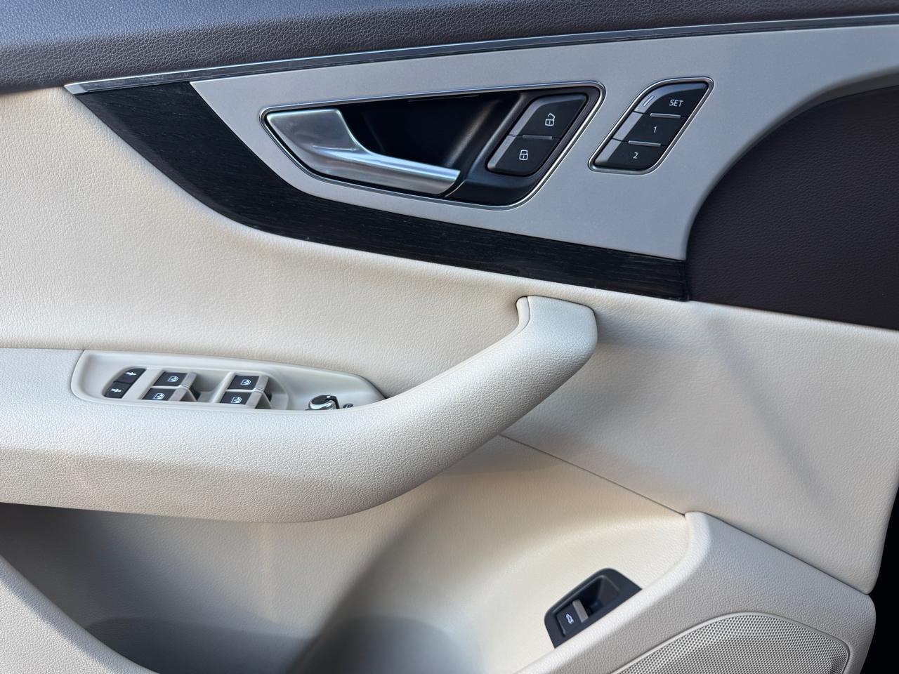 Audi Q7  2019