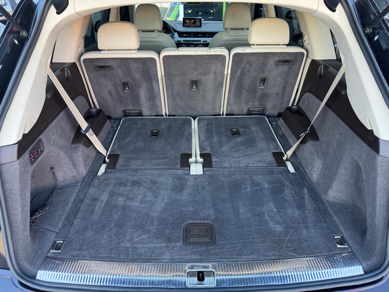 Audi Q7  2019